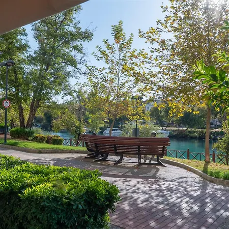 River City Hotel Hotel