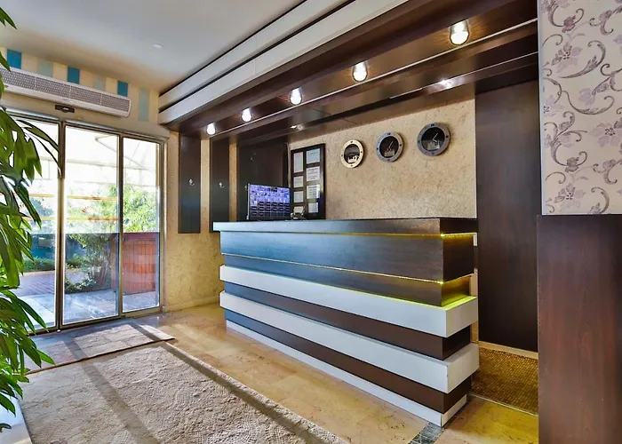 Adalya Oeznil Hotel 2*